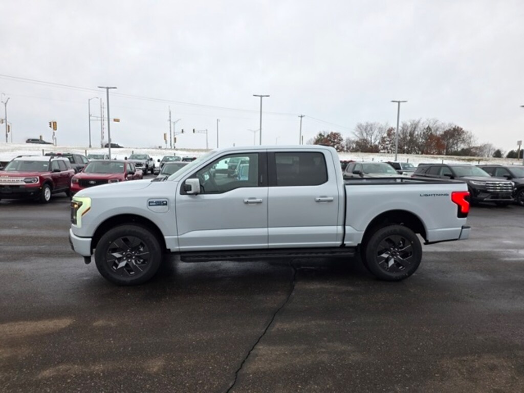 New 2025 Ford F-150 Lightning Lariat Truck