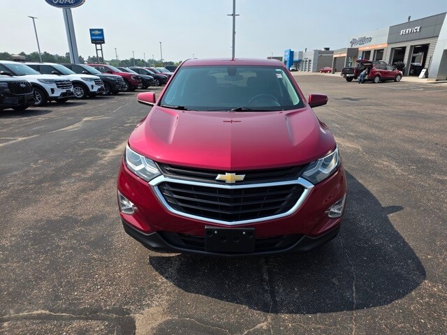 2019 Chevrolet Equinox LT photo 2