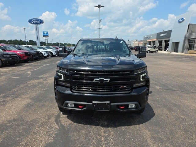 2022 Chevrolet Silverado 1500 LT Trail Boss photo 2