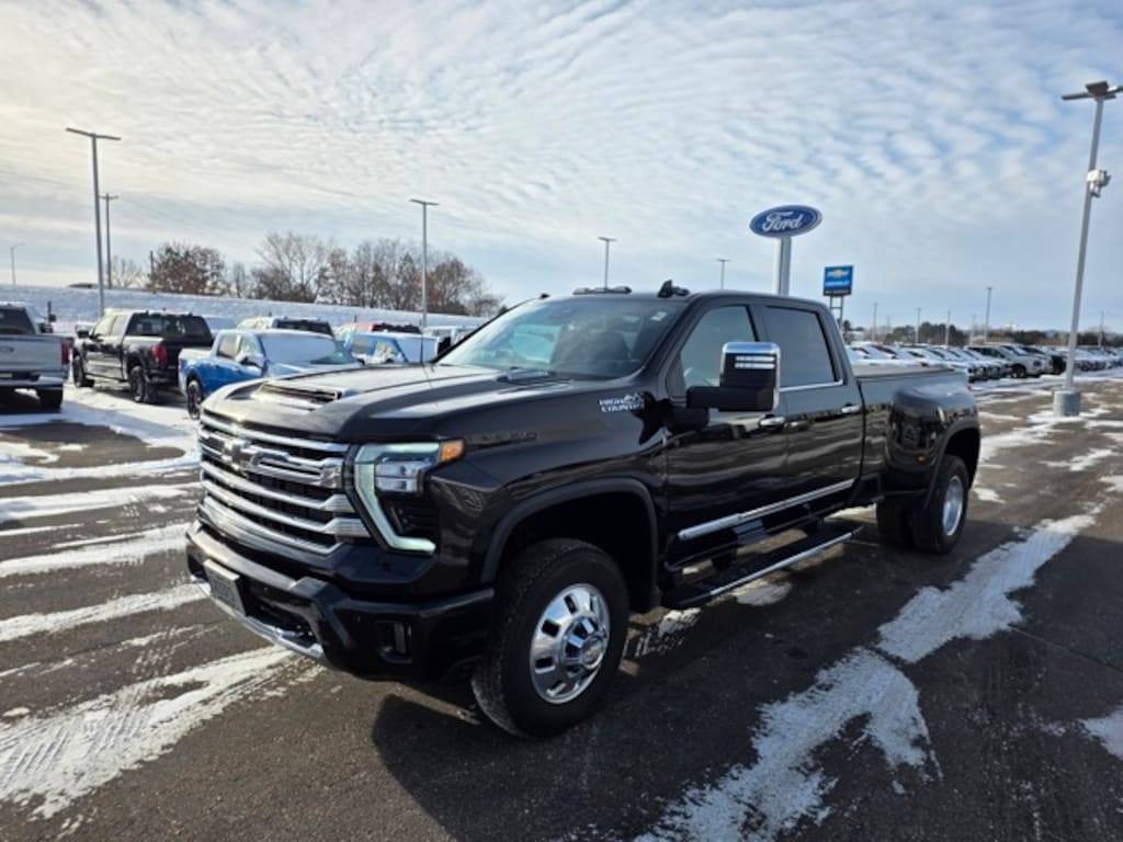 Used 2024 Chevrolet Silverado 3500HD High Country Truck