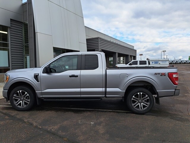 2021 Ford F-150 XL photo 2