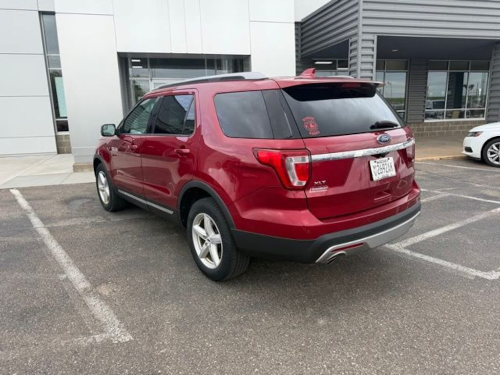Used 2016 Ford Explorer XLT SUV