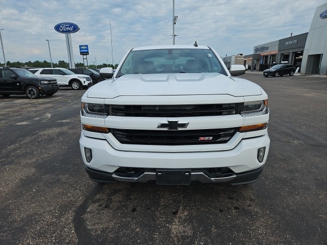 Used 2016 Chevrolet Silverado 1500 LT with VIN 3GCUKRECXGG372938 for sale in Osseo, WI