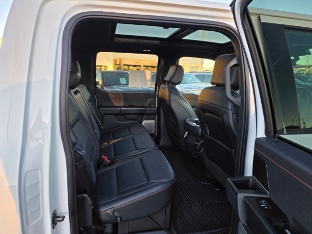 2024 Ford F-150 Raptor - Photo 11