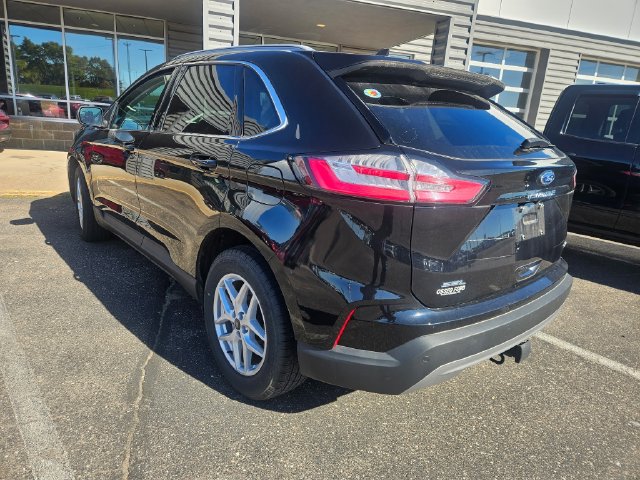 Used 2024 Ford Edge SEL SUV