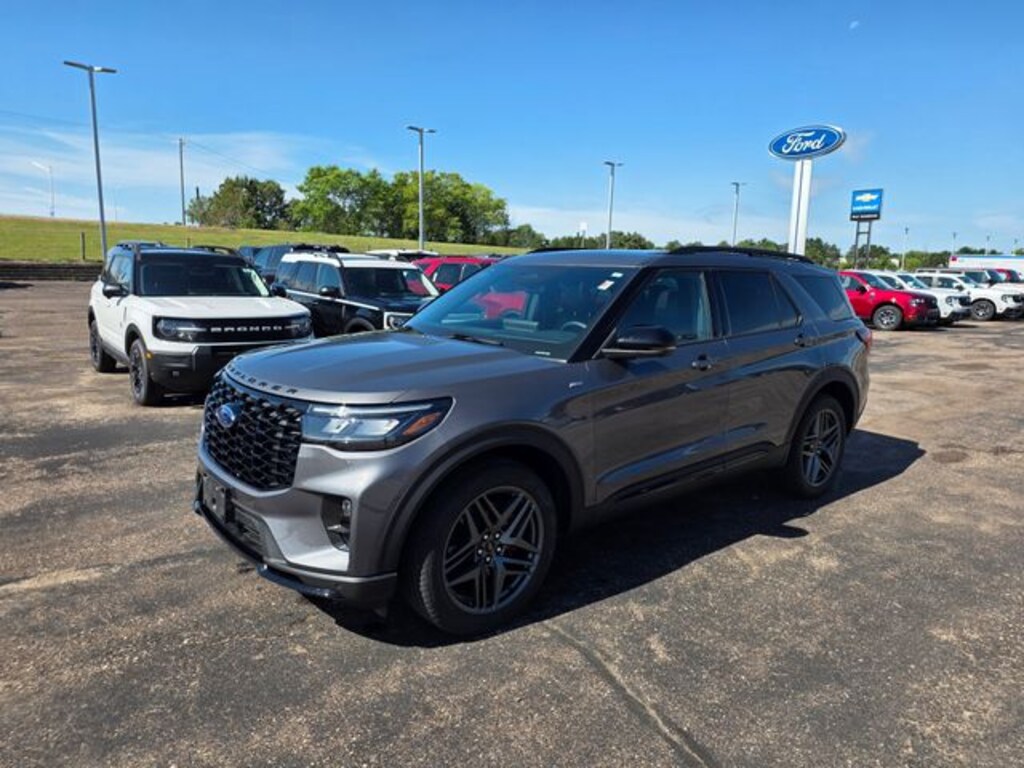 Used 2025 Ford Explorer ST-Line SUV