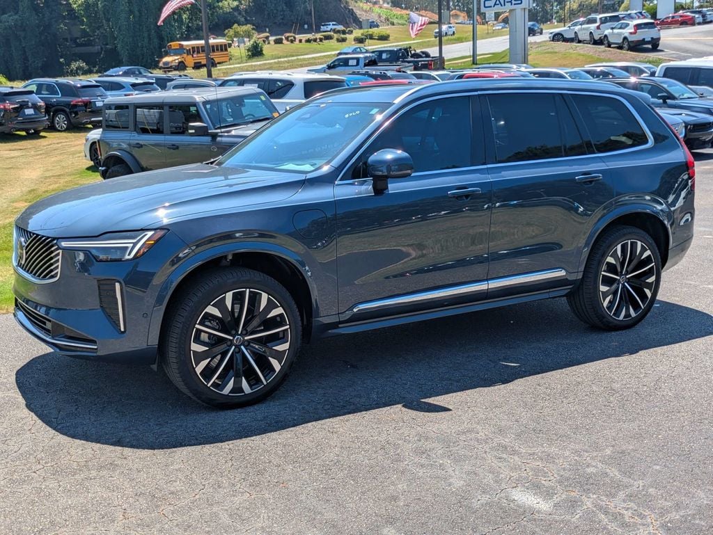 Certified 2025 Volvo XC90 plug-in hybrid T8 (2025.5) Ultra 7-Seater SUV