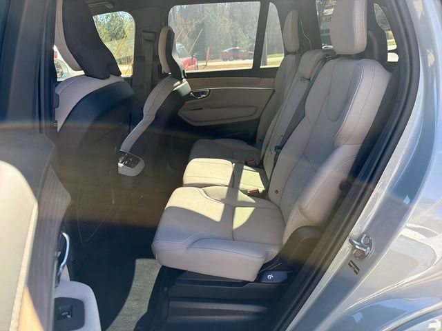 2026 Volvo XC90 Plus - Photo 30