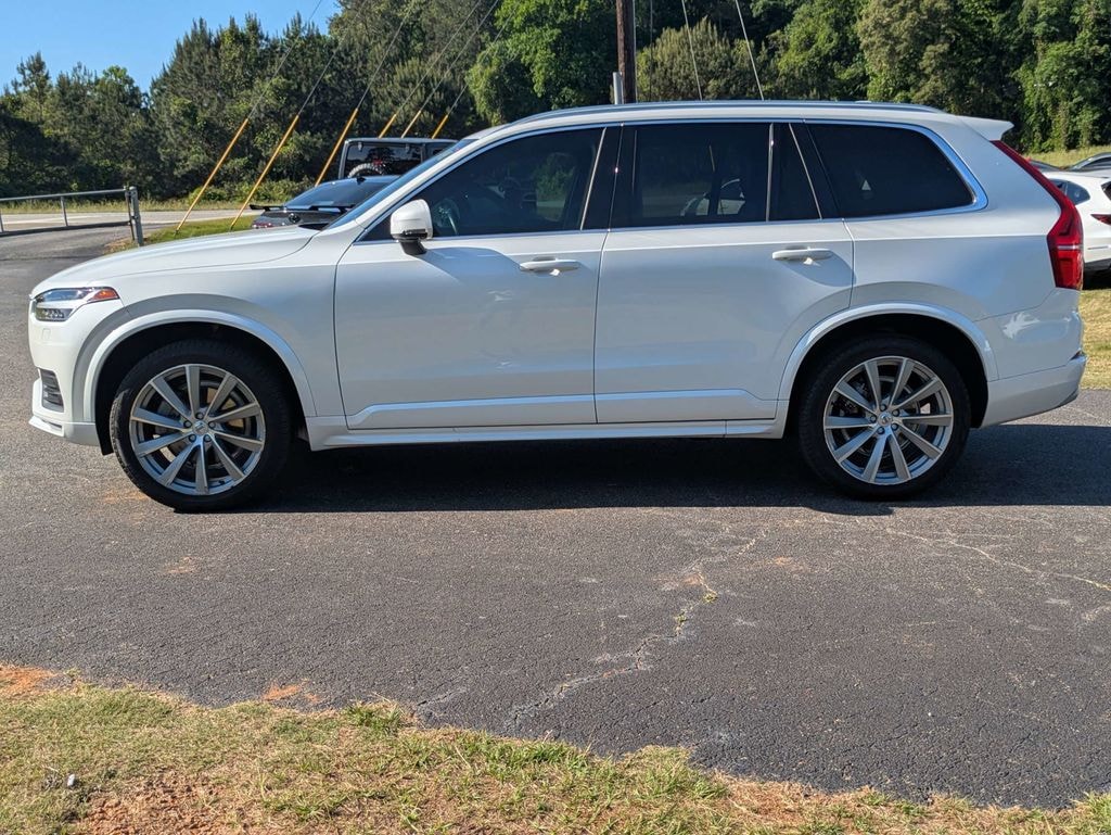 Used 2022 Volvo XC90 T6 AWD Momentum 7 Seater SUV