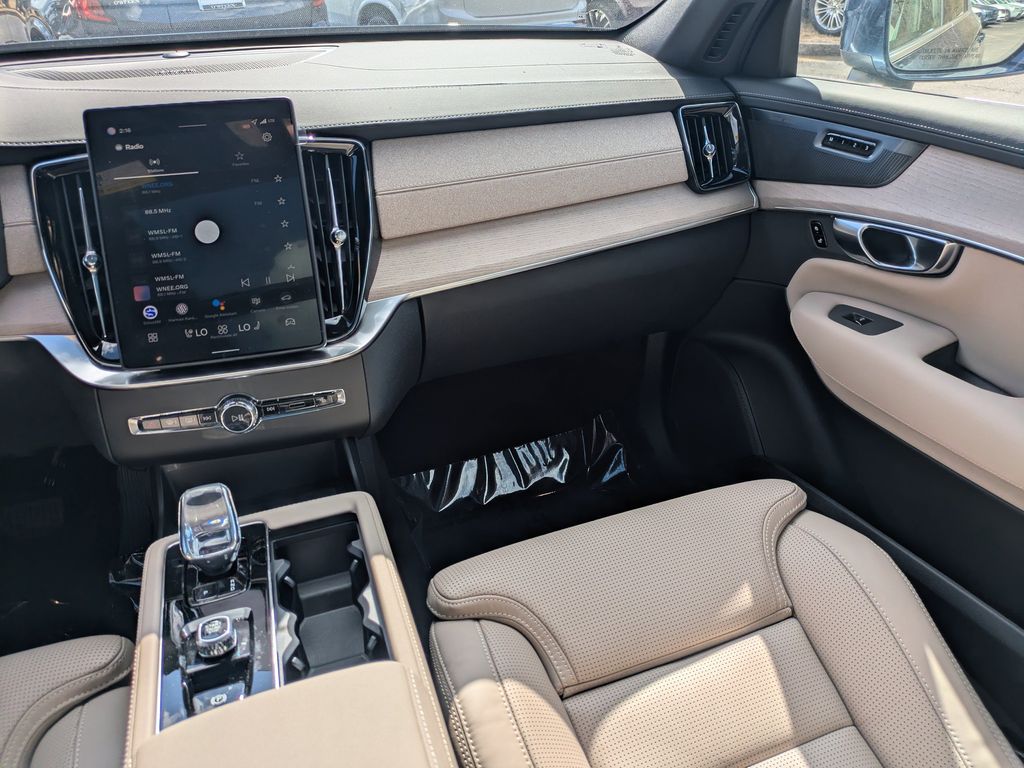 2026 Volvo XC90 Ultra - Photo 20