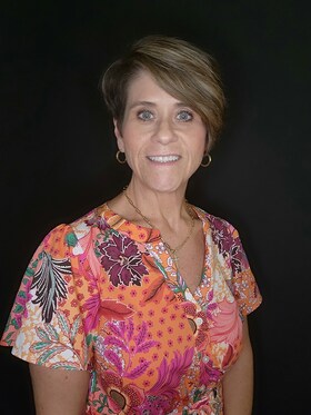 Staff member Deana S. from ID_04f884