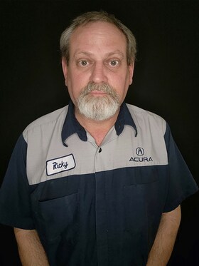 Staff member Ricky B. from ID_7acd49