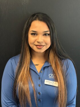 Staff member Taylor H. from ID_682160