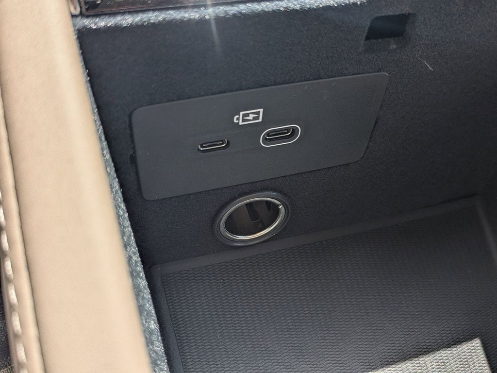 2026 Volvo XC90 Ultra - Photo 26