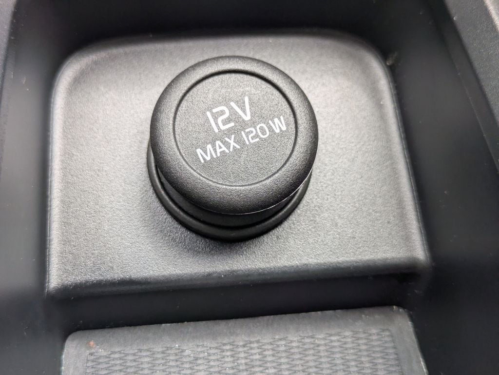 2026 Volvo XC60 Plus - Photo 26