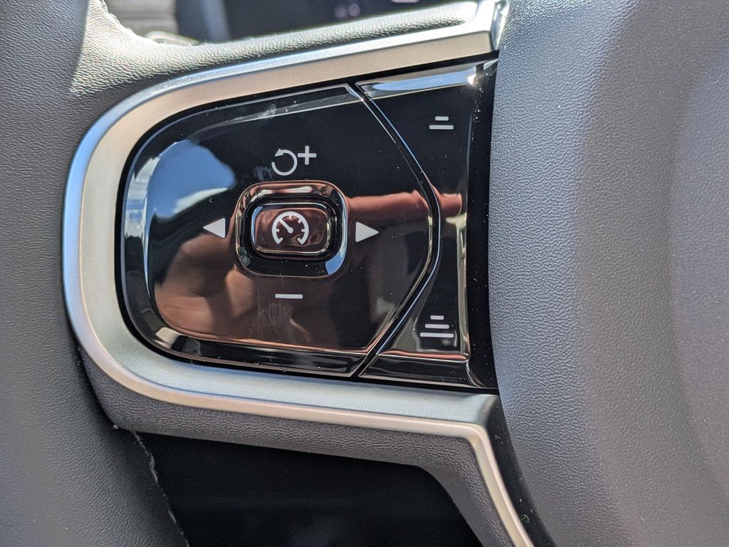 2026 Volvo XC90 Ultra - Photo 28