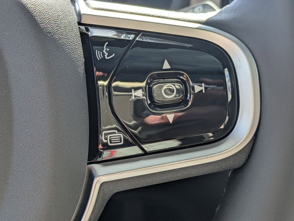 2026 Volvo XC90 Ultra - Photo 29