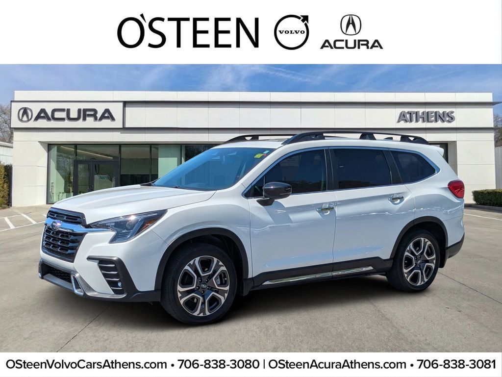2024 Subaru Ascent Touring's photo