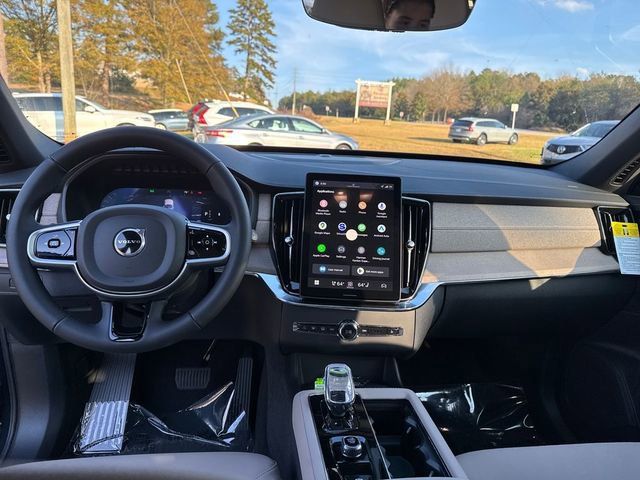 2026 Volvo XC90 Plus - Photo 15