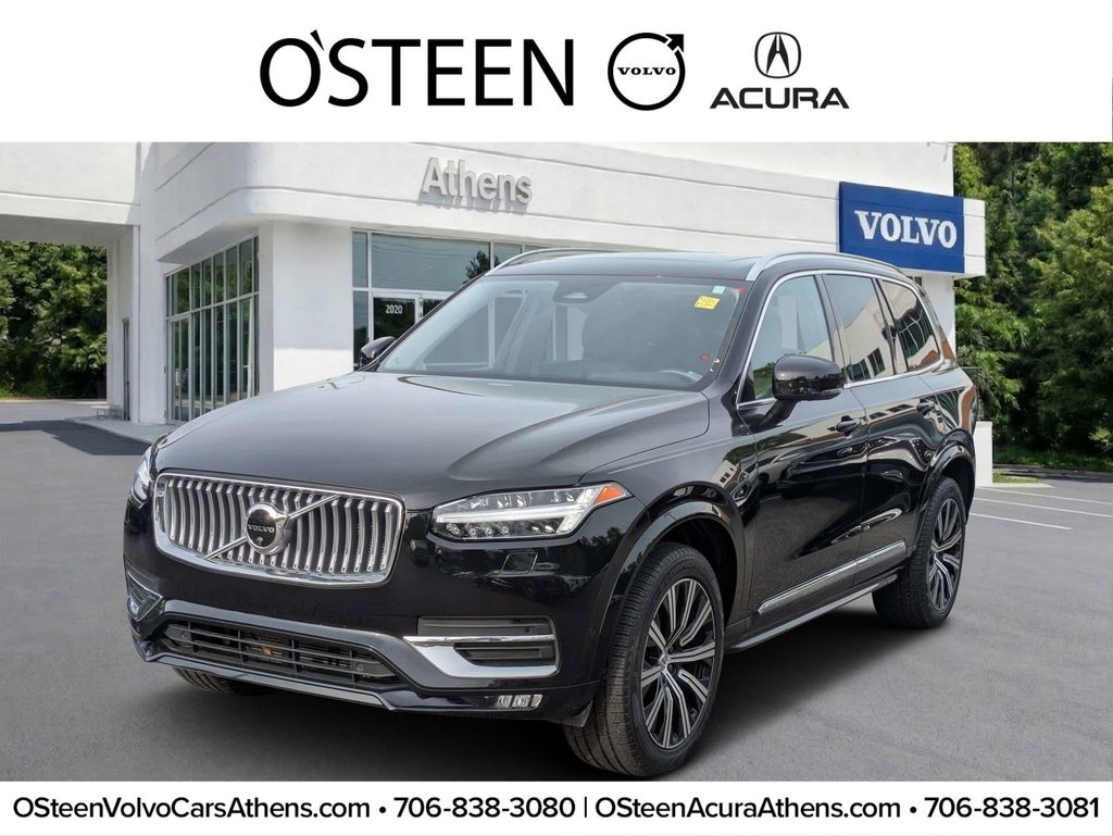 2023 Volvo XC90 B5 Plus 4WD's photo