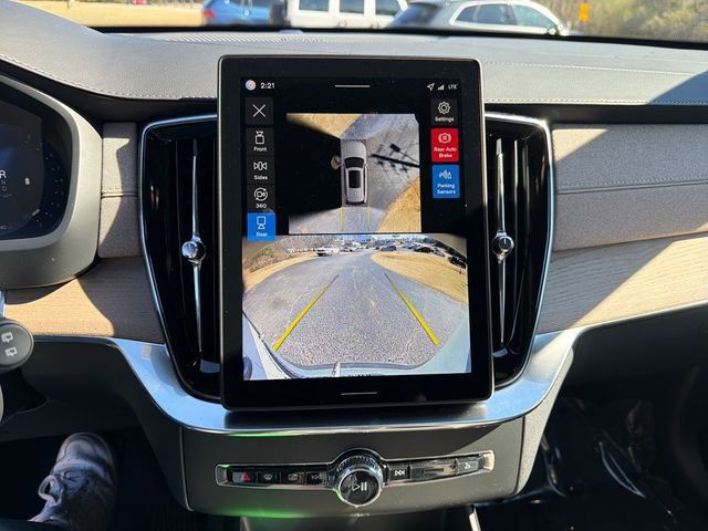 2026 Volvo XC90 Plus - Photo 25
