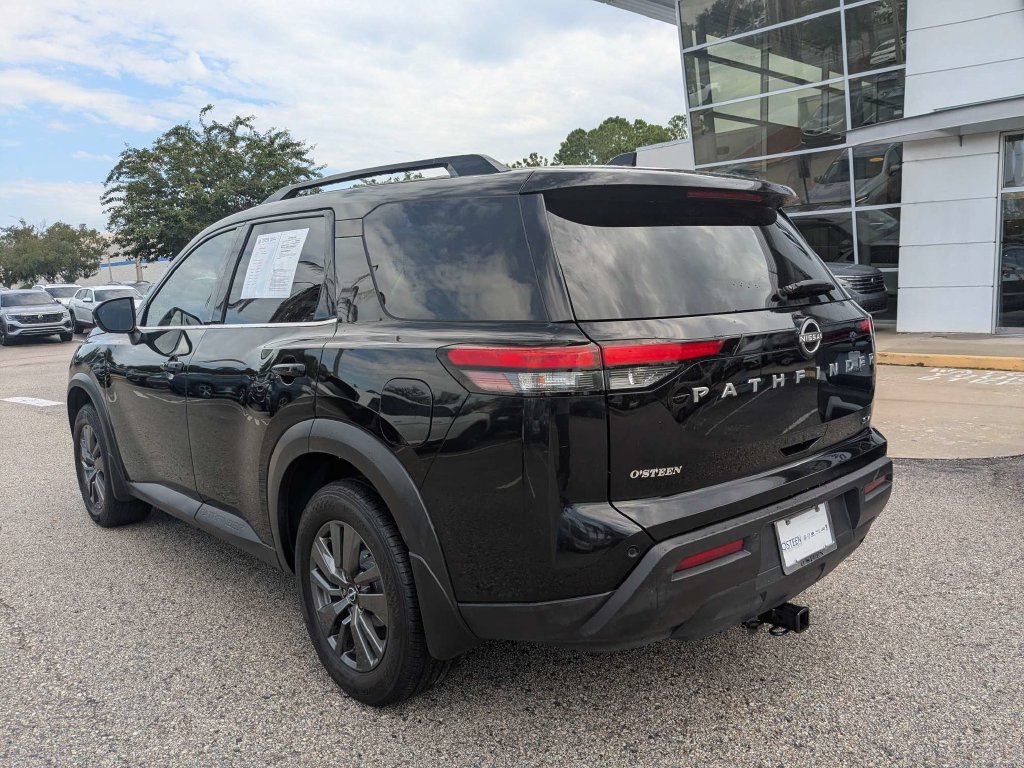 Used 2022 Nissan Pathfinder SV SUV