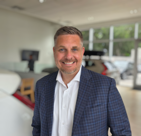 Staff member Ross Erler from ID_43e96cbb8b50