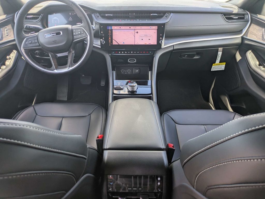 New 2026 Jeep Grand Cherokee L LIMITED 4X4 Sport Utility