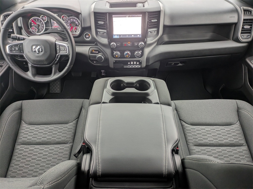 New 2026 Ram 1500 TRADESMAN CREW CAB 4X2 5'7 BOX Pickup