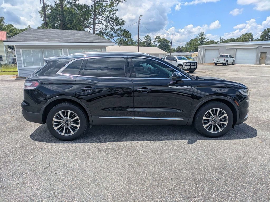 Used 2022 Lincoln Nautilus Reserve SUV