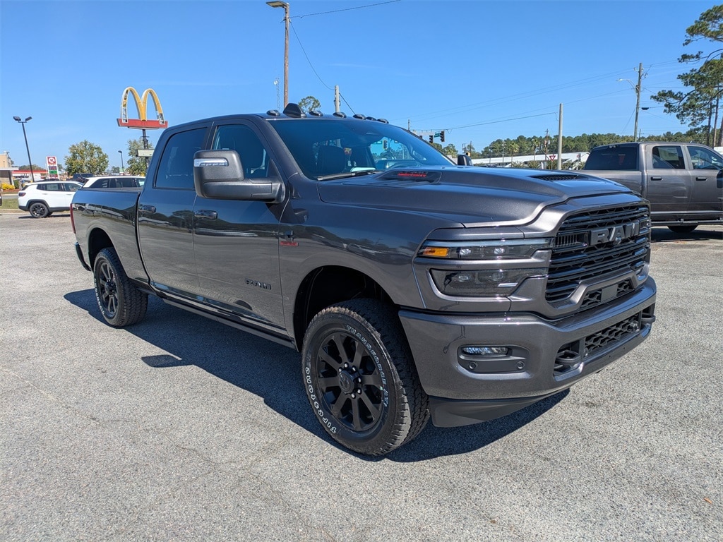 New 2026 Ram 2500 LARAMIE CREW CAB 4X4 6'4 BOX Pickup