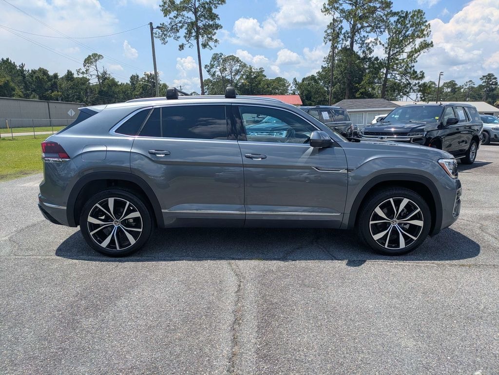Used 2024 Volkswagen Atlas Cross Sport 2.0T SEL Premium R-Line SUV