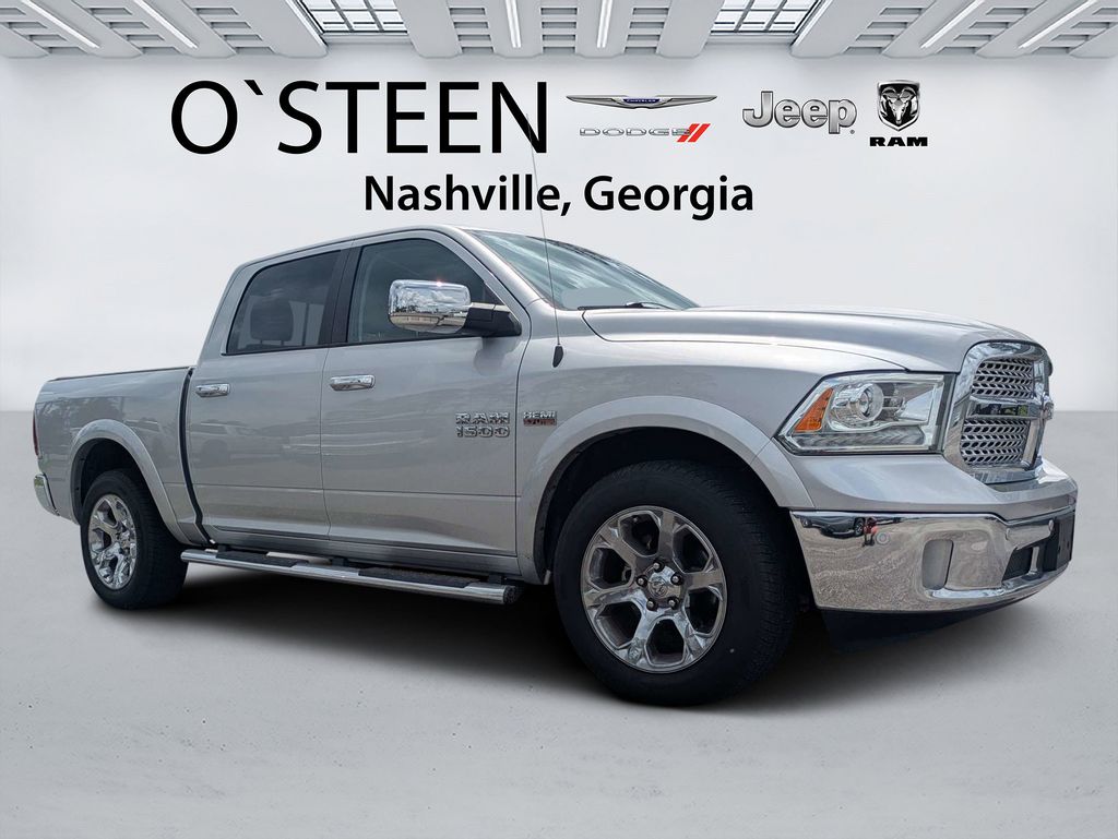 2017 RAM 1500 Laramie 4x4 Crew Cab 5'7's photo
