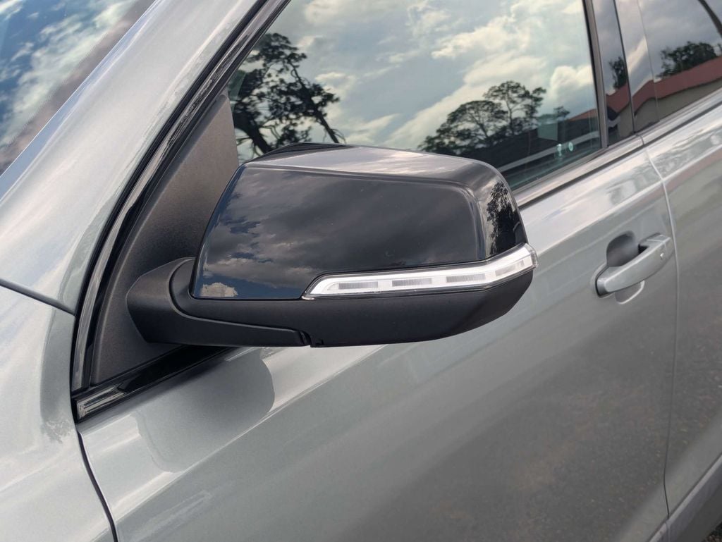 2023 GMC Acadia AT4 - Photo 13