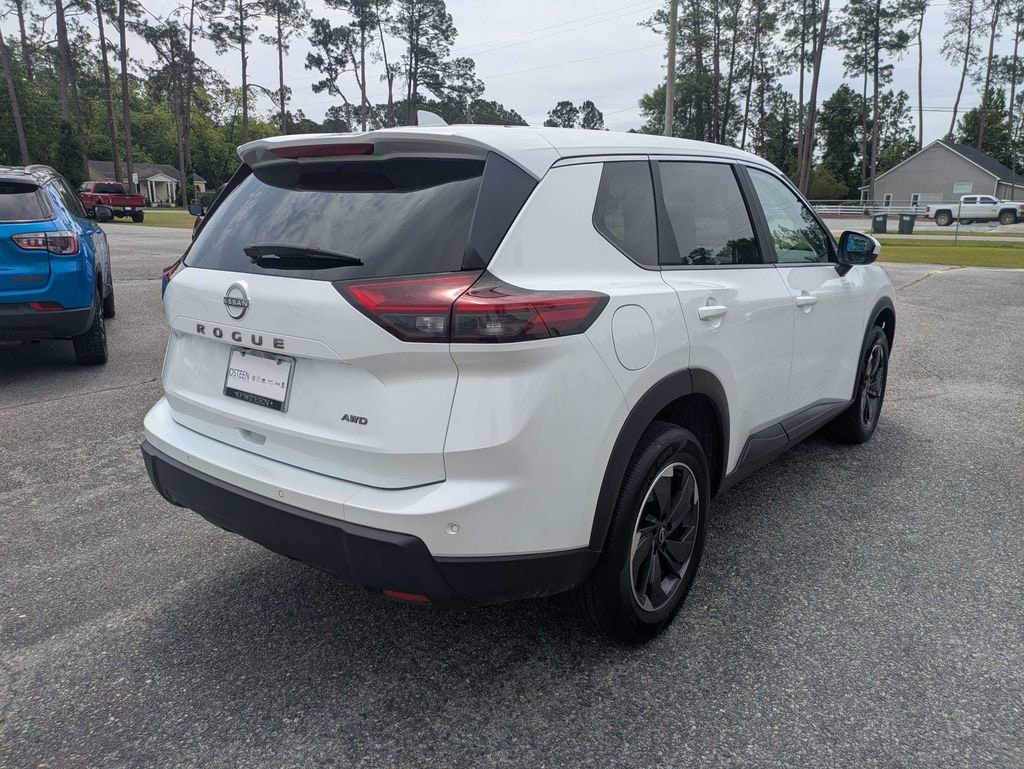 Used 2025 Nissan Rogue SV SUV