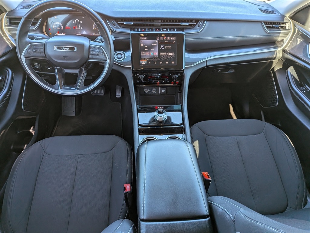 Used 2021 Jeep Grand Cherokee L Laredo SUV