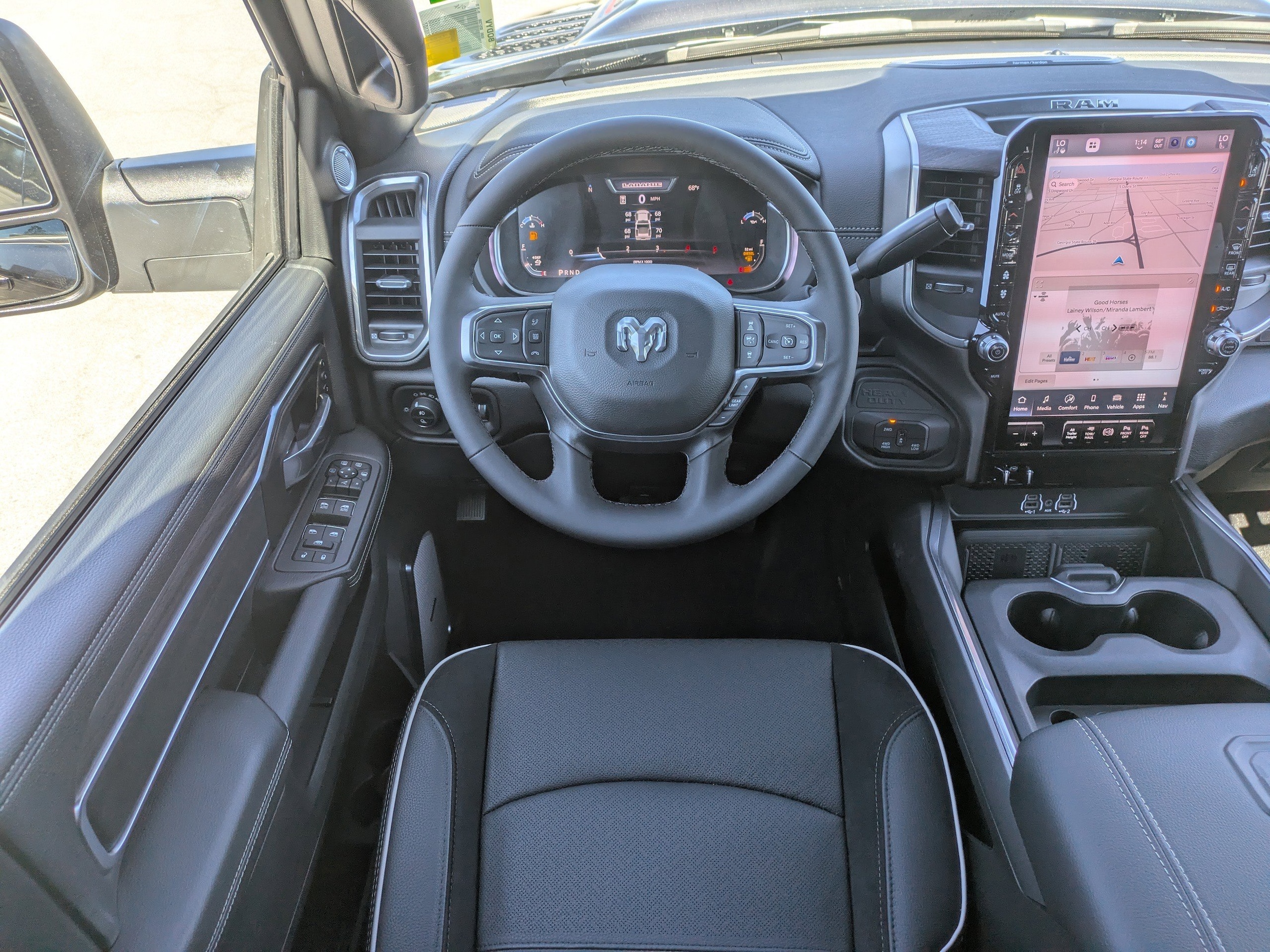 2026 RAM 2500 Laramie - Photo 19