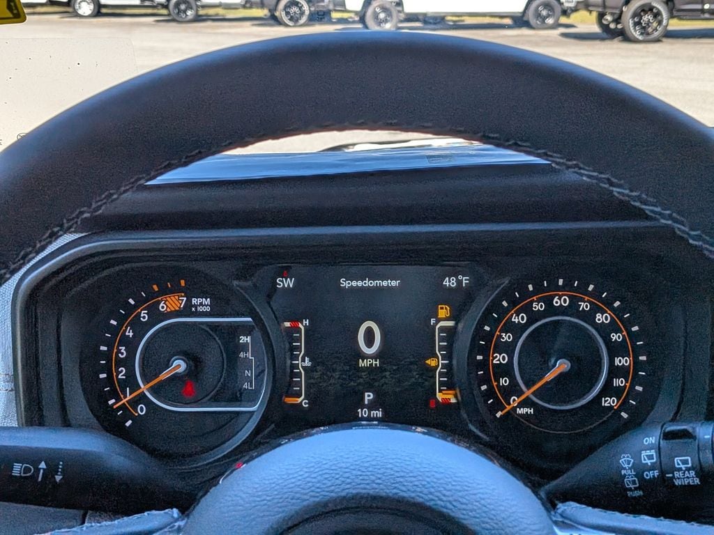 2026 Jeep Wrangler 4-Door Sahara - Photo 31