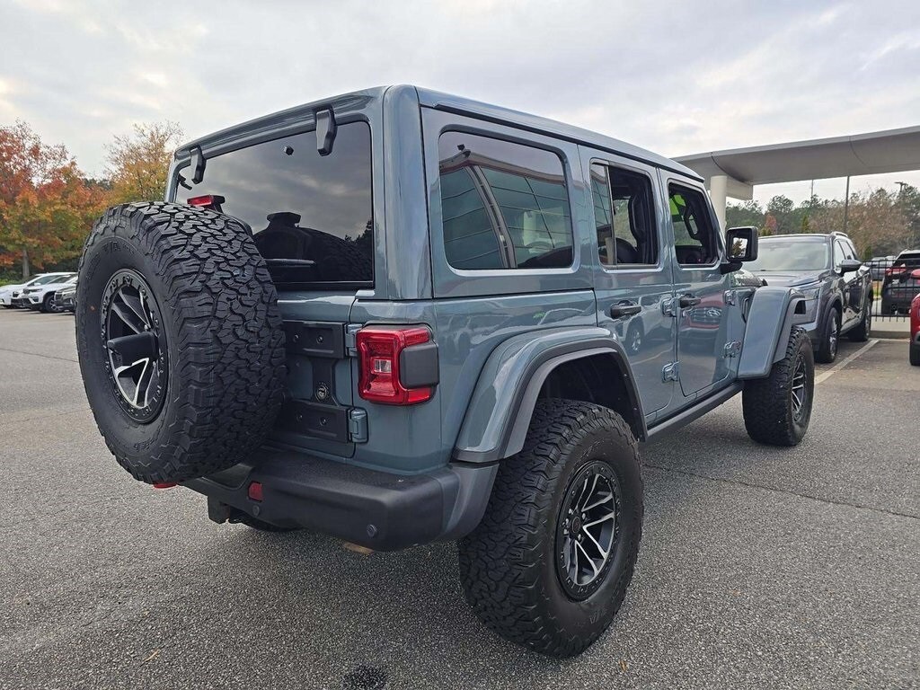 2024 Jeep Wrangler Rubicon X photo 3