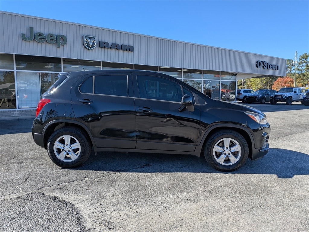 Used 2020 Chevrolet Trax LS SUV