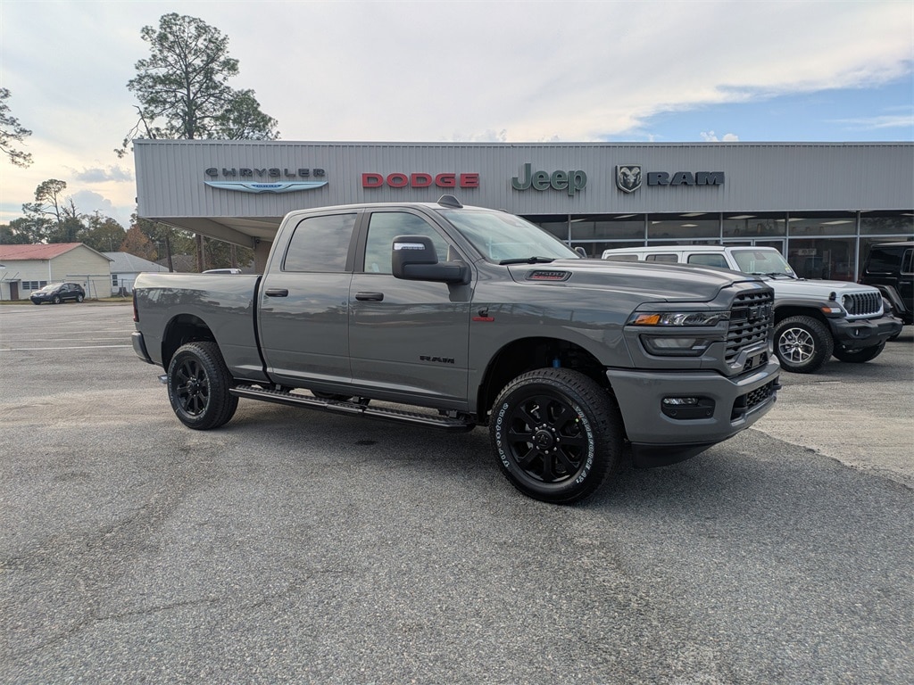 New 2026 Ram 2500 BIG HORN CREW CAB 4X4 6'4 BOX Pickup