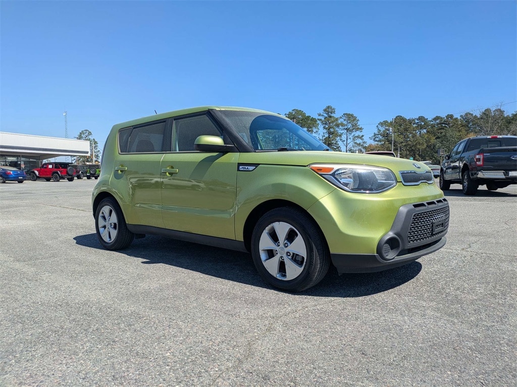 Used 2015 Kia Soul Base with VIN KNDJN2A29F7750790 for sale in Nashville, GA
