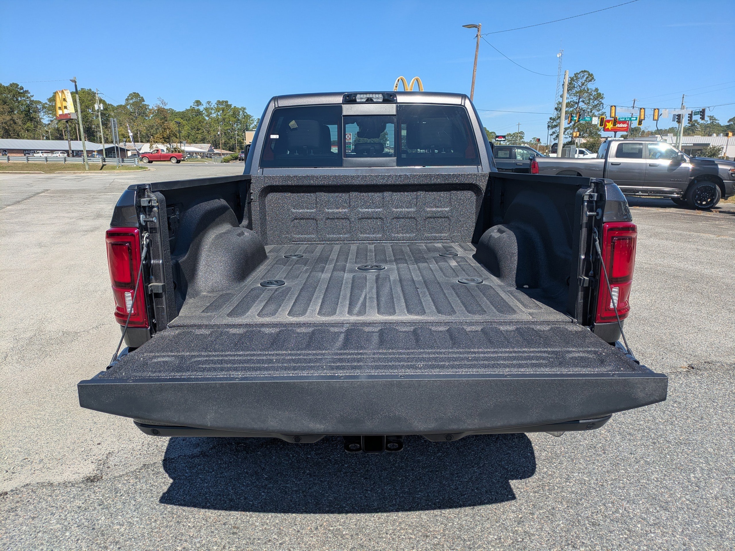 2026 RAM 2500 Laramie - Photo 14