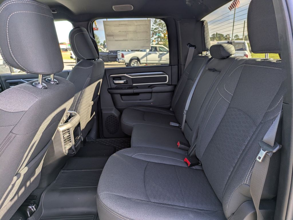 2026 RAM 2500 Big Horn - Photo 15