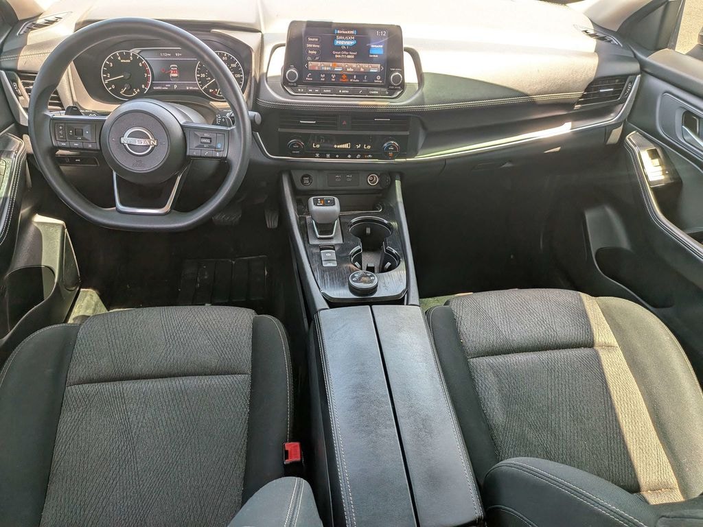 Used 2024 Nissan Rogue SV SUV