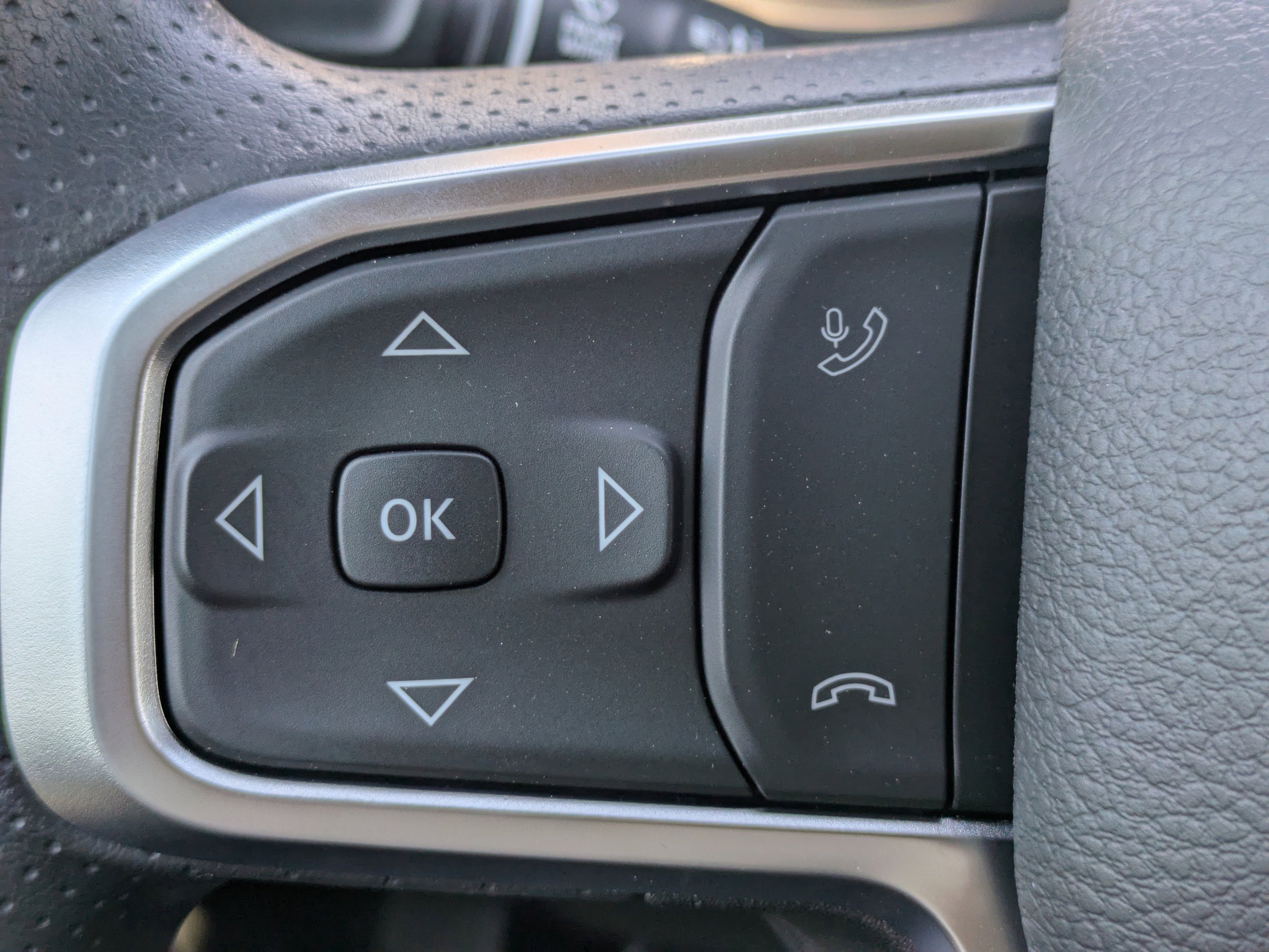 2025 RAM 2500 Tradesman - Photo 28