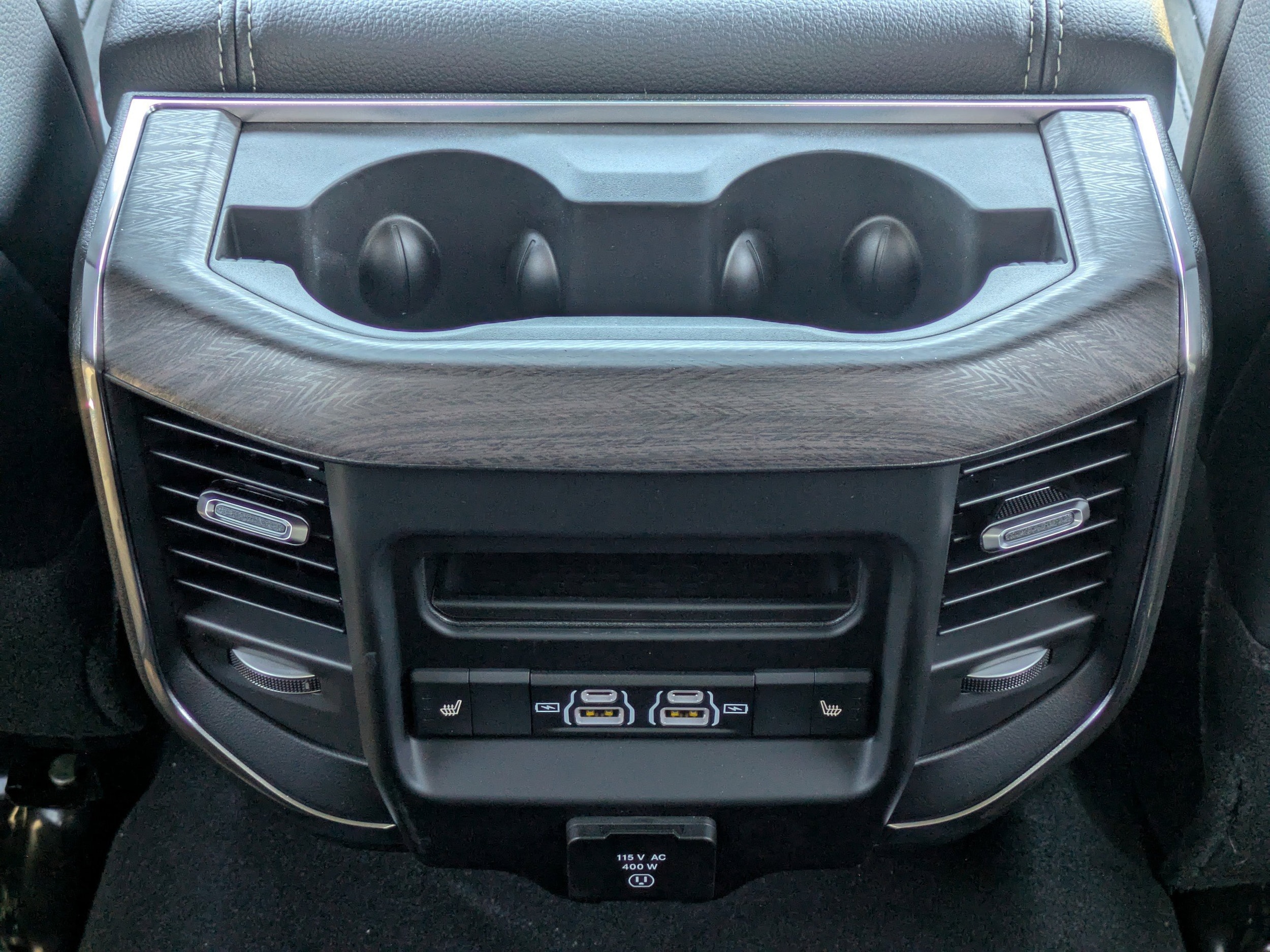 2026 RAM 2500 Laramie - Photo 16