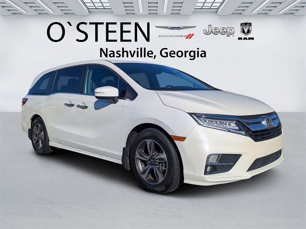2018 Honda Odyssey Touring's photo