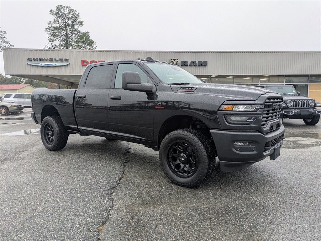 New 2025 Ram 2500 TRADESMAN CREW CAB 4X4 6'4 BOX Pickup