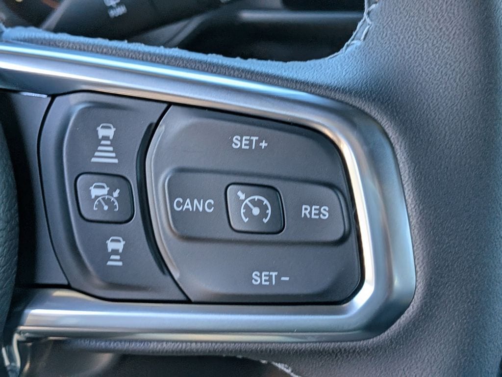2026 Jeep Wrangler 4-Door Sahara - Photo 27